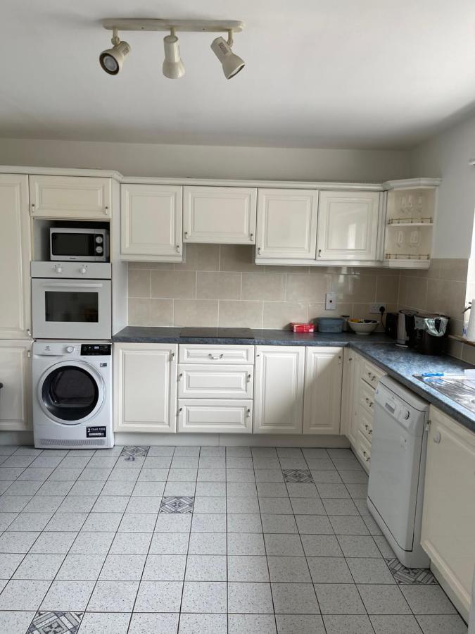 Feather Bed 3 Bedroom House คินเซล ภายนอก รูปภาพ